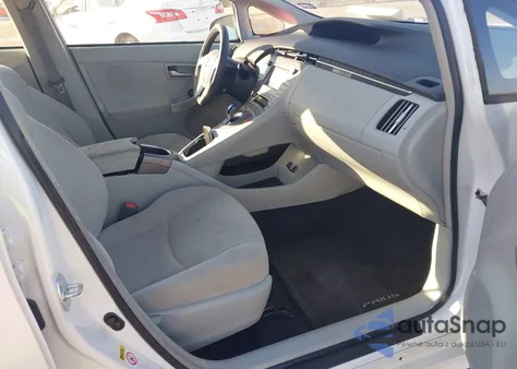 2014 Toyota Prius Two z USA, uszkodzony, nr VIN JTDKN3DU6E0376945